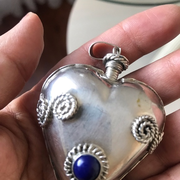 Silver Heart Perfume Holder Pendant - Picture 5 of 7